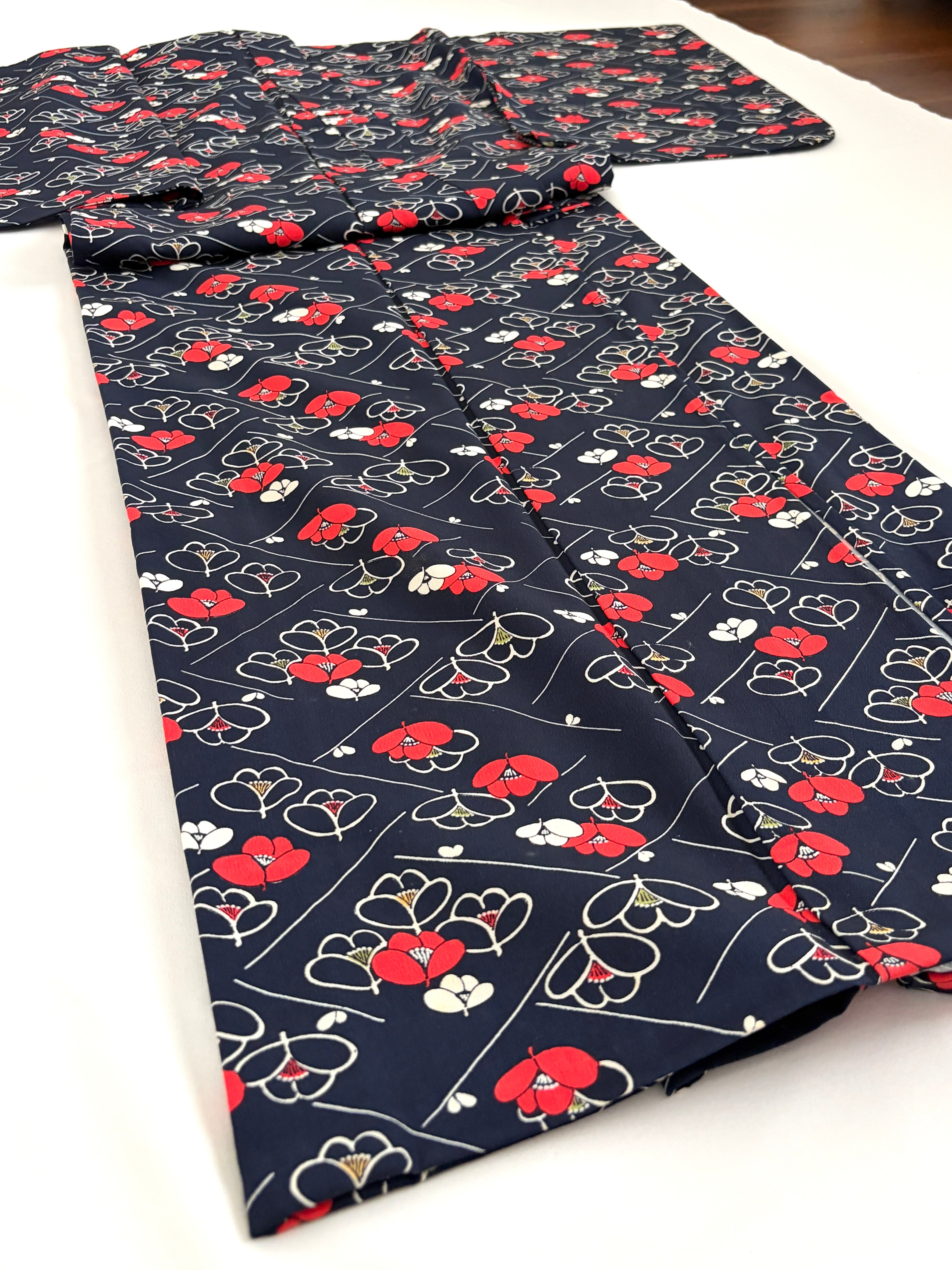 Lot de 5 Kimonos Vintage ( Série A)  — Sélection Exclusive