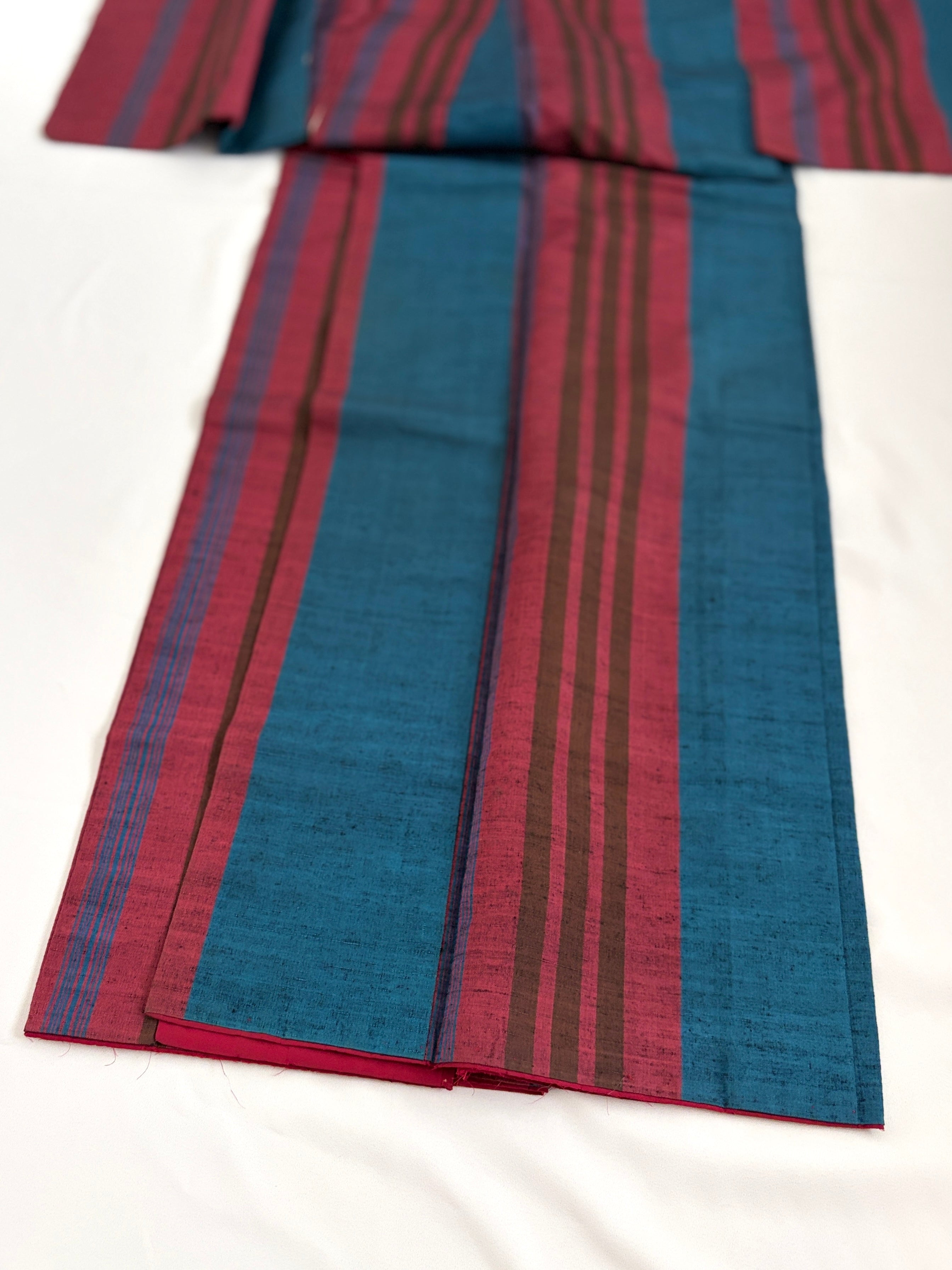 Lot de 5 Kimonos Vintage ( Série A)  — Sélection Exclusive