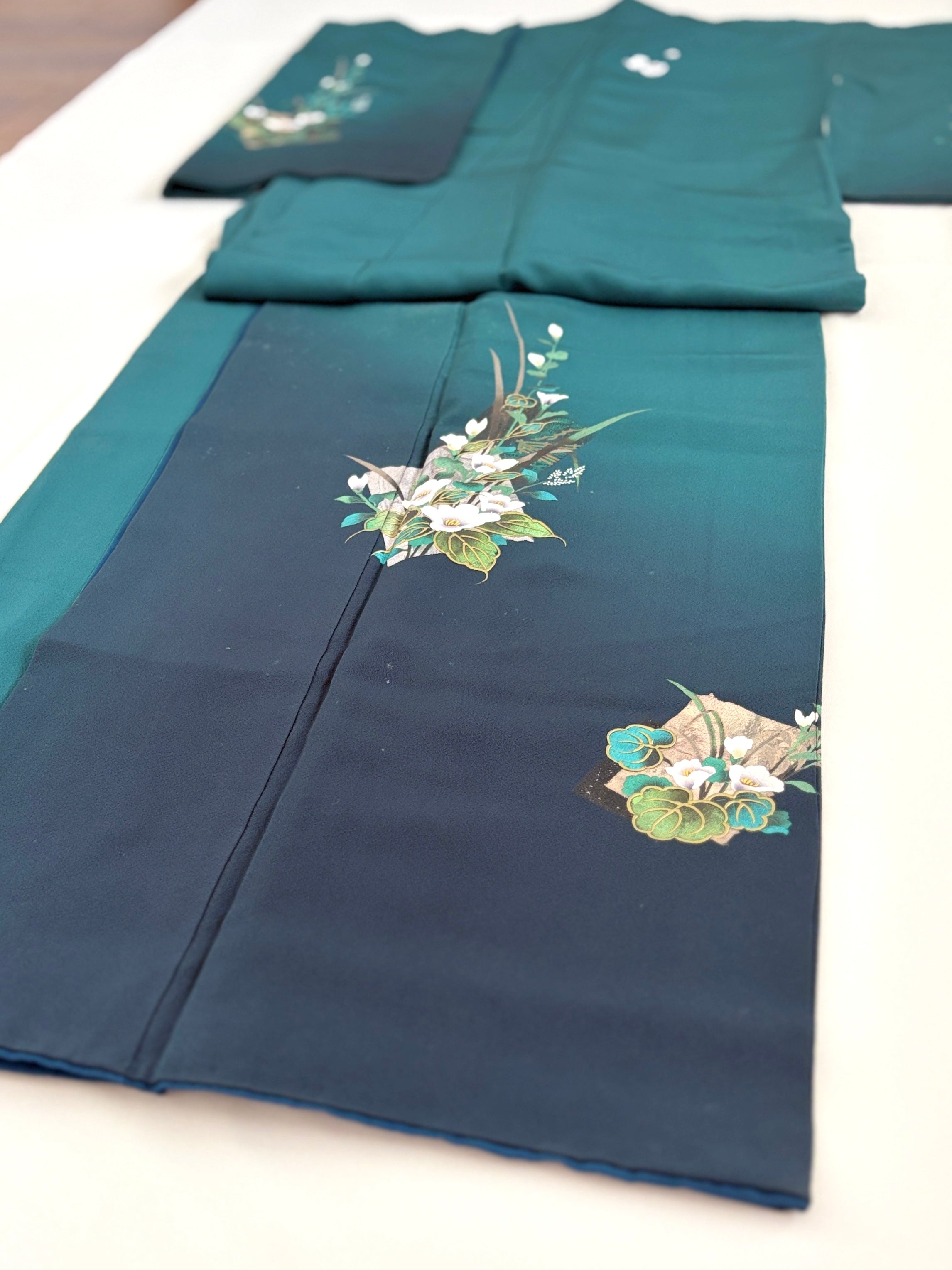 Lot de 5 Kimonos Vintage ( Série B)  — Sélection Exclusive
