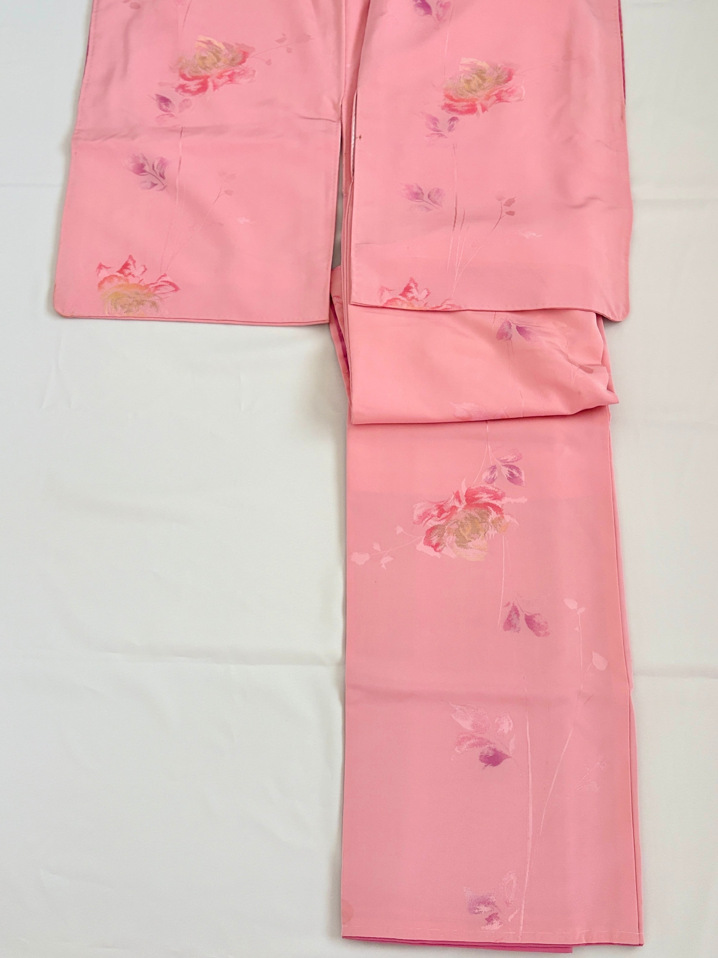 Lot de 5 Kimonos Vintage ( Série B)  — Sélection Exclusive