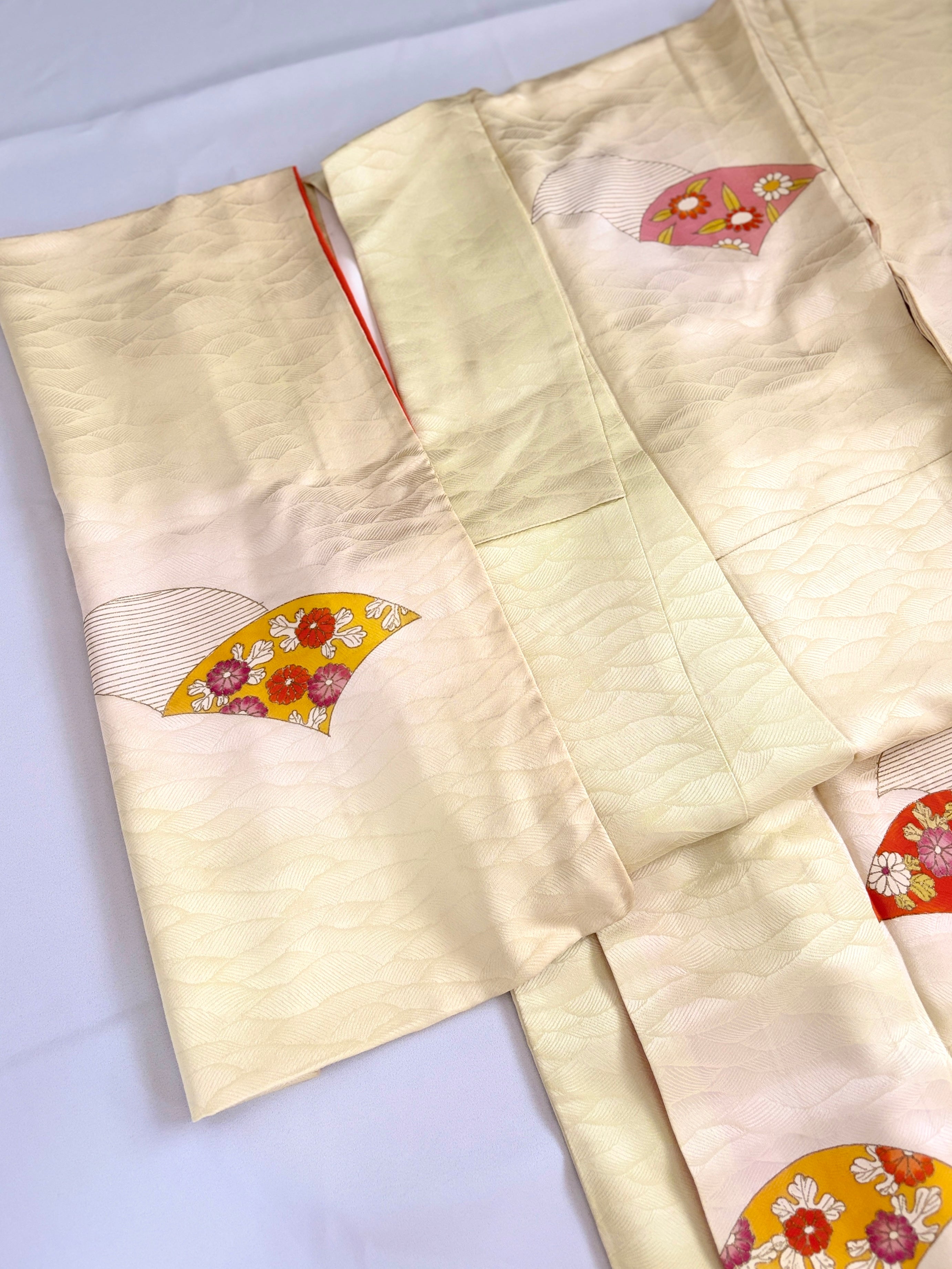Lot de 5 Kimonos Vintage ( Série B)  — Sélection Exclusive